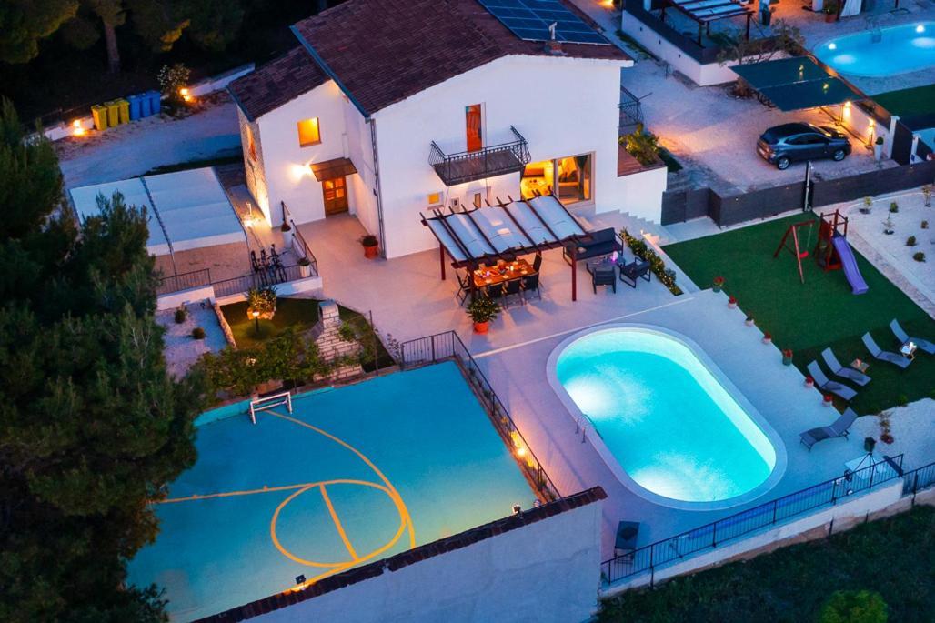Villa Plenca - Heated Pool ! シベニク エクステリア 写真
