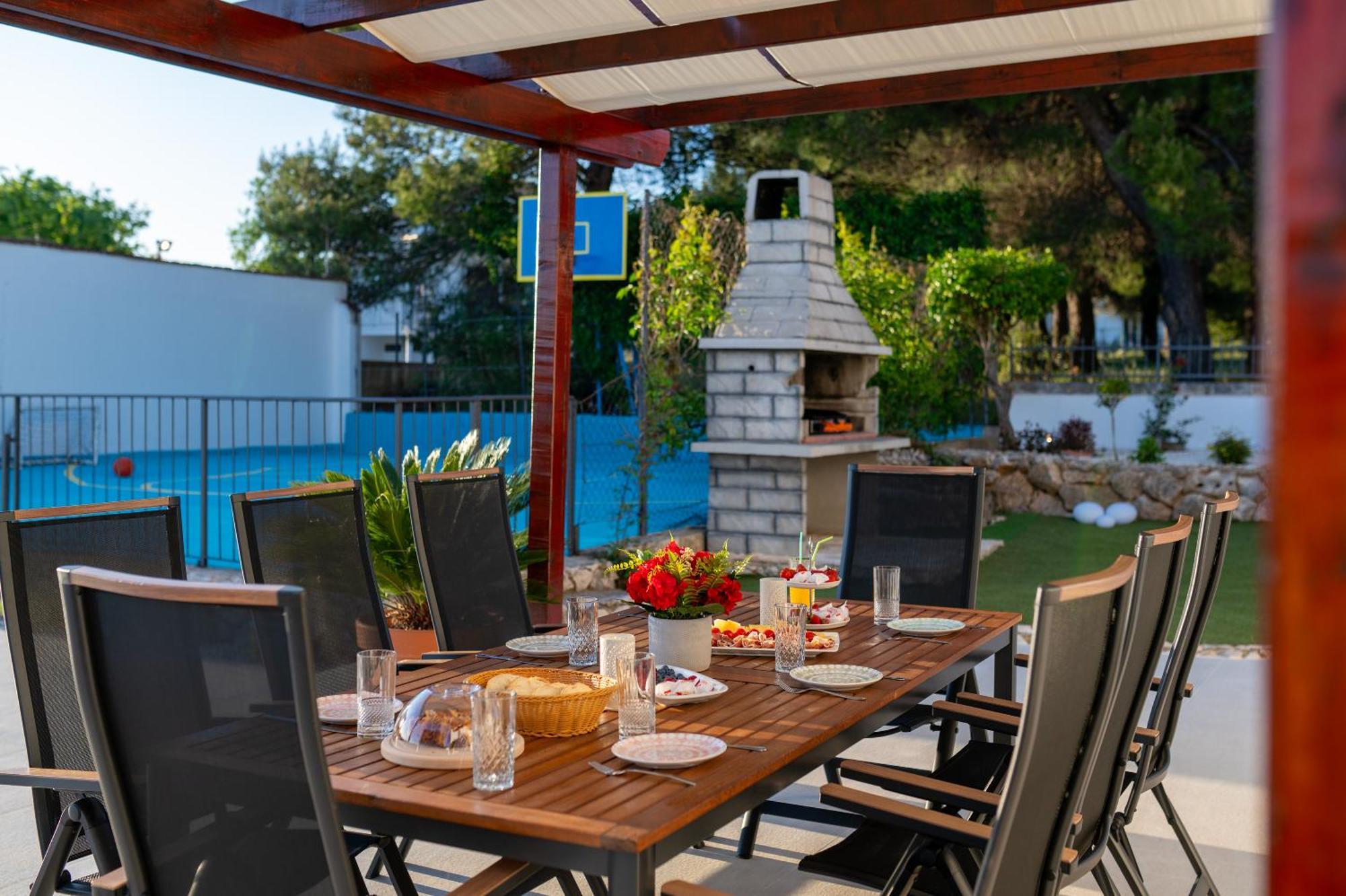 Villa Plenca - Heated Pool ! シベニク エクステリア 写真